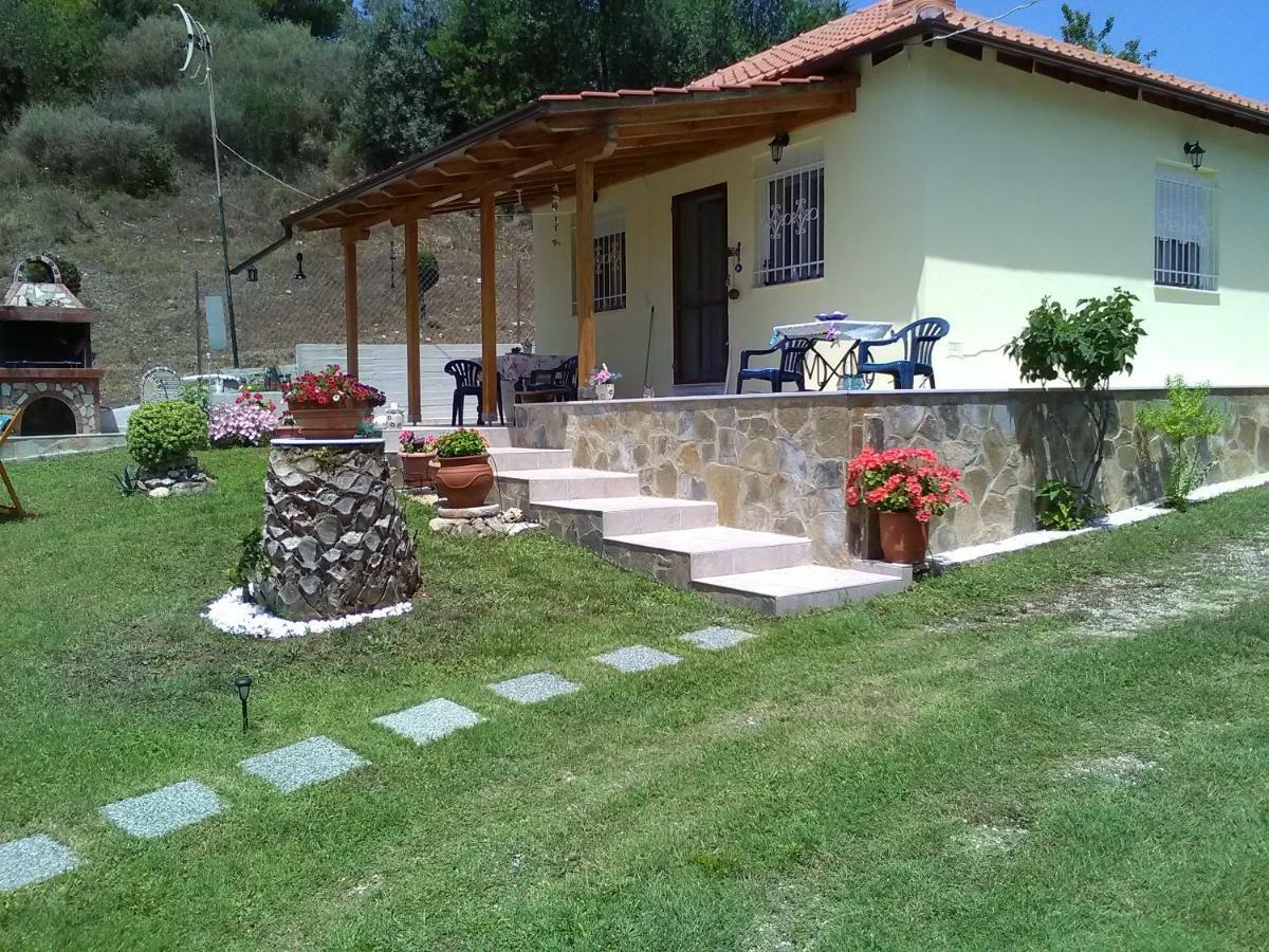 Villa Xerxis Hill/Chalkidiki Τρυπητή Χαλκιδικής à Nea Roda Extérieur photo